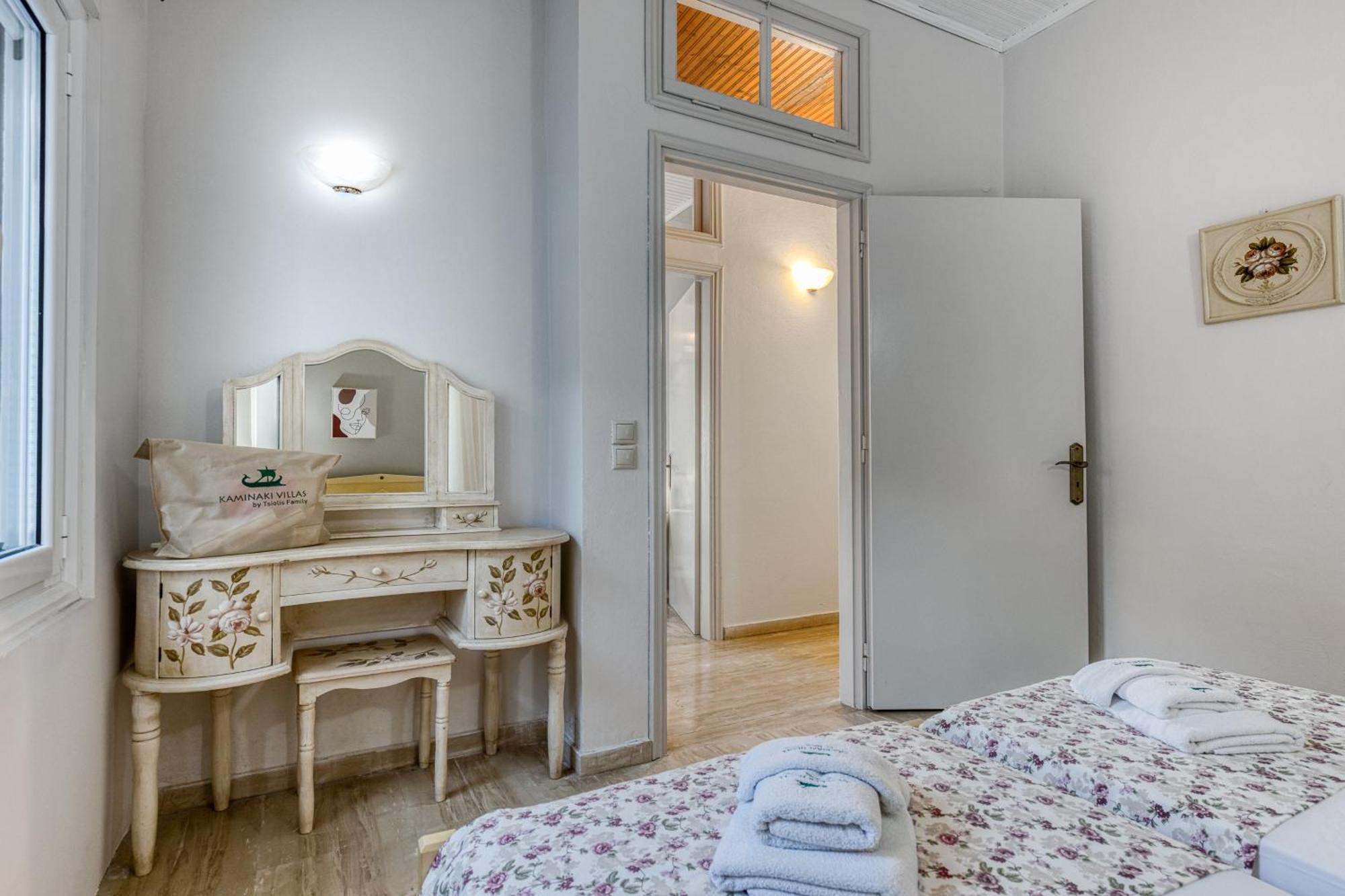 Villa Angeliki By Tsiolis Family Katávolos Exteriér fotografie