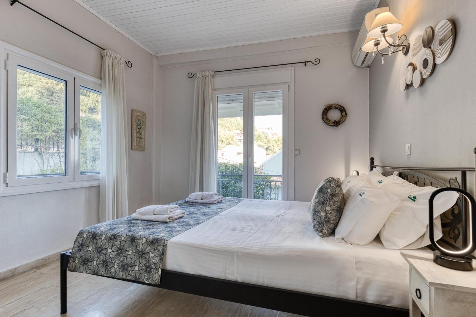 Villa Angeliki By Tsiolis Family Katávolos Exteriér fotografie